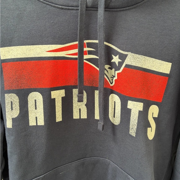 Nike Navy blue Patriots Pullover Hoodie with Red and White Graphics men's medium - Picture 2 of 12